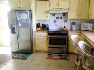 The fully equipped kitchen at Point o' Vue